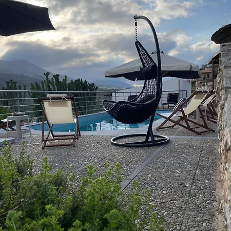Stone Heaven Apartment-poolside Bbq & Fresh Herbs Villa Neapoli (Crete)
